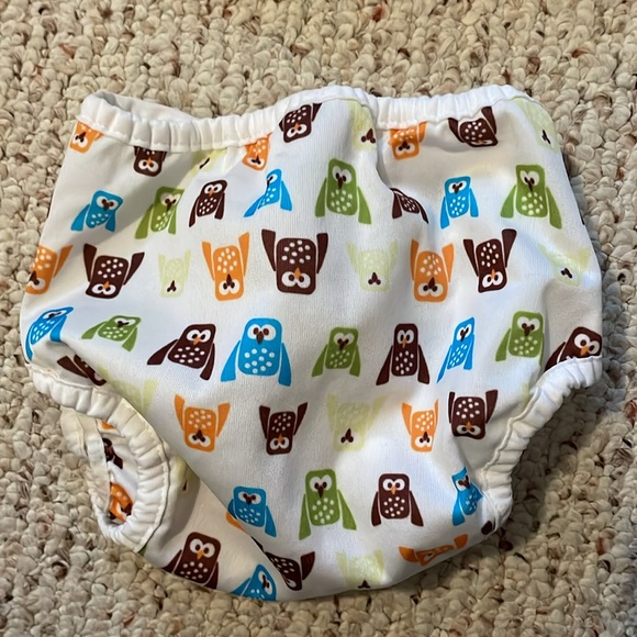 4 Thirsties reusable diaper covers - size 1 (0-9 months, 6-18 lbs) - Picture 9 of 14